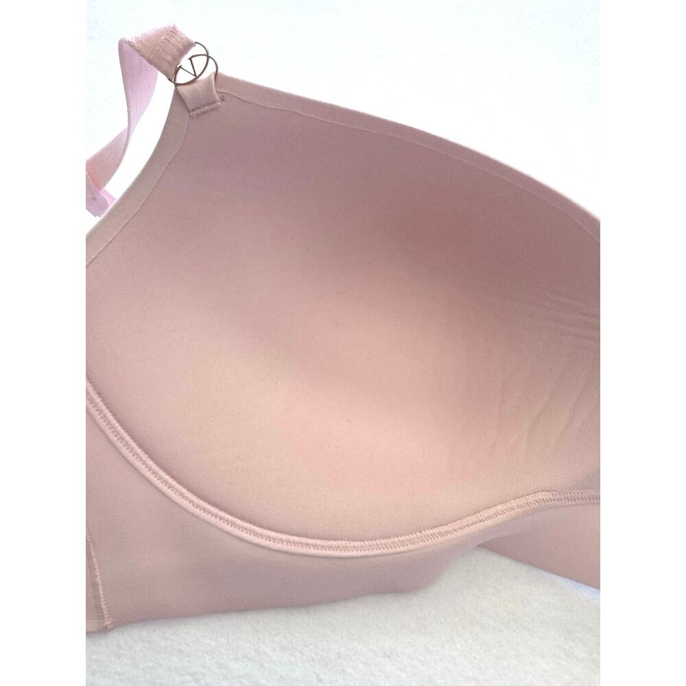 Victoria’s Secret Light Pink Strapless Bra 44DD Wireless Padded Plunge - Picture 8 of 8